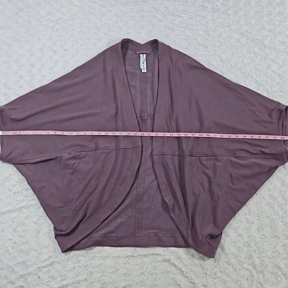 Athleta womens size medium oversize lilac purple Cocoon Wrap with pockets - Picture 6 of 10